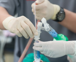 anesthesia nurse use suction suck sputum in double lumen endotra